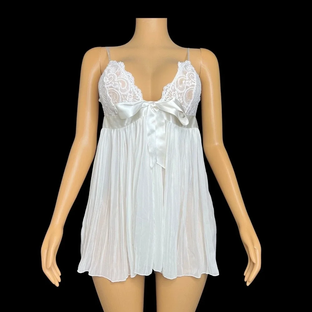 Victoria's Secret White Lace Babydoll Lingerie Chemise Bow Accent Size Large